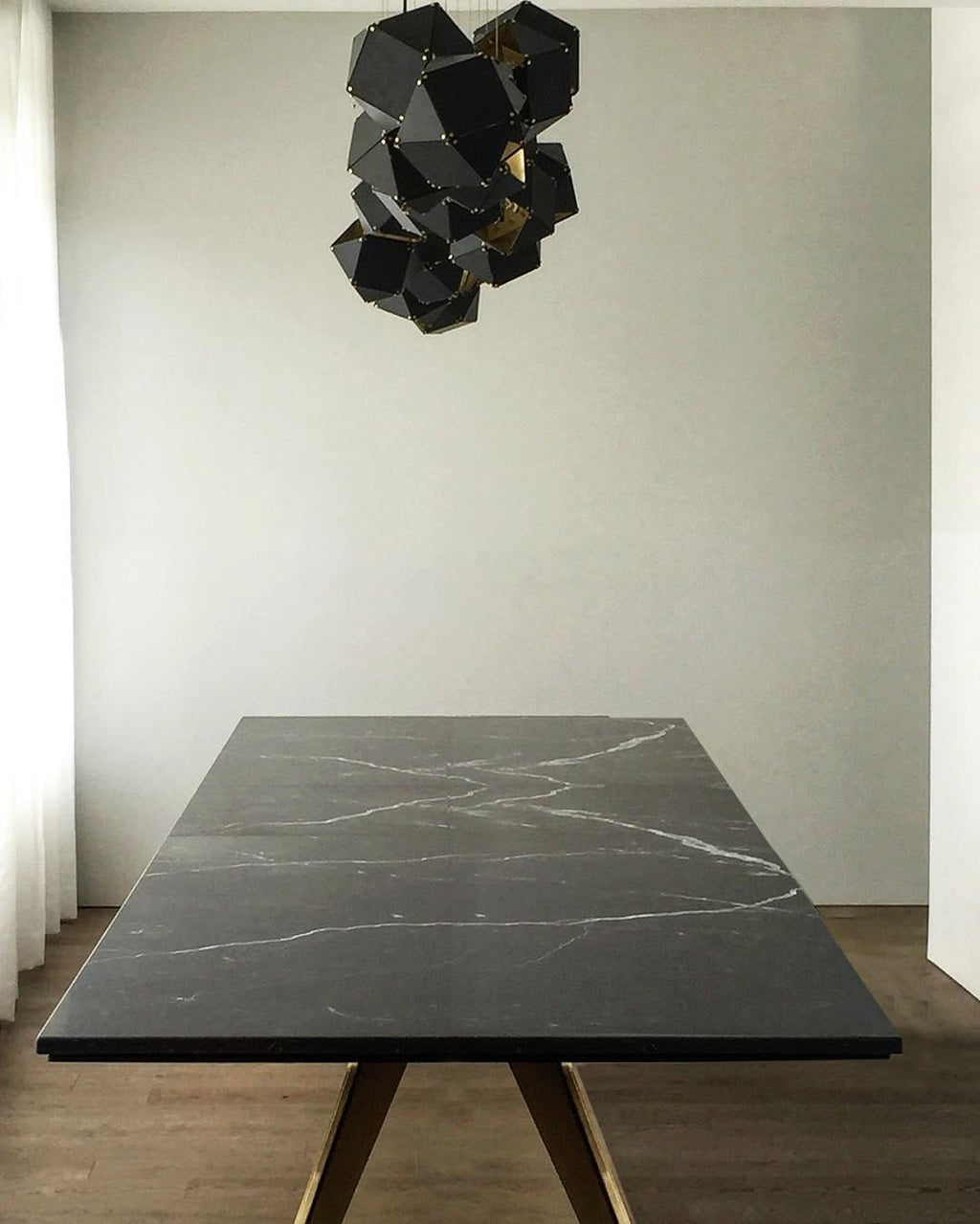 Verrenenna Iron Chandelier-Moonnatur