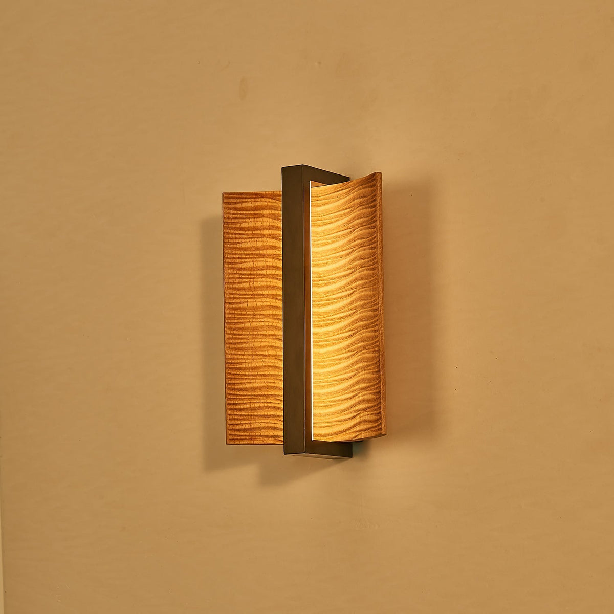Semira Wood Wall Light-Moonnatur