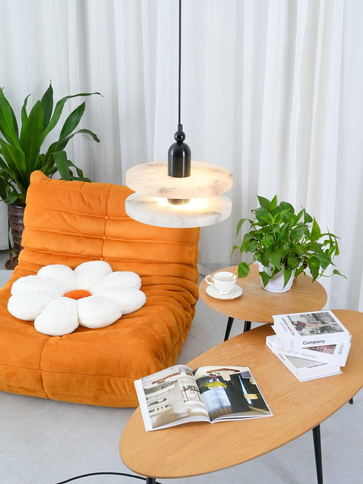 Tardenevia Alabaster Pendant Light-Moonnatur