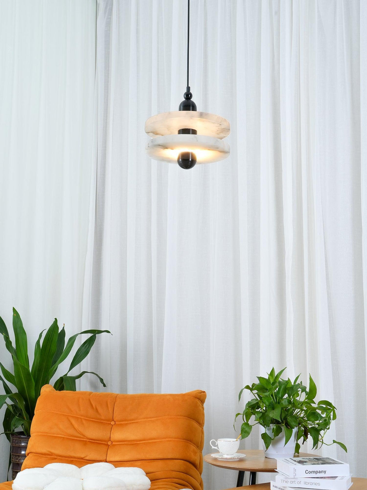 Tardenevia Alabaster Pendant Light-Moonnatur
