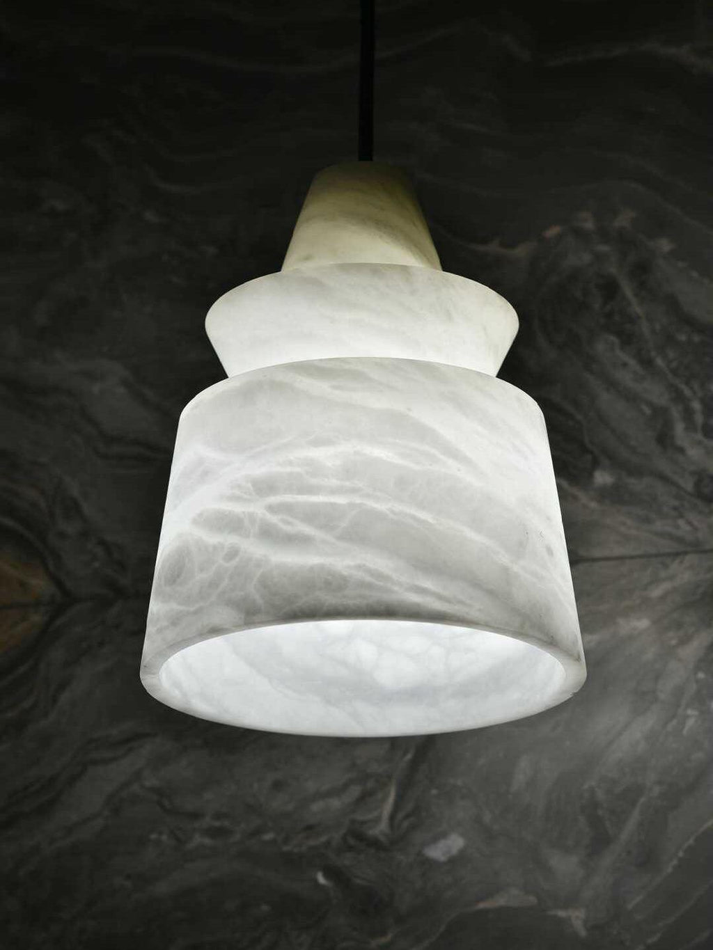 Altonholm Alabaster Pendant Light-Moonnatur