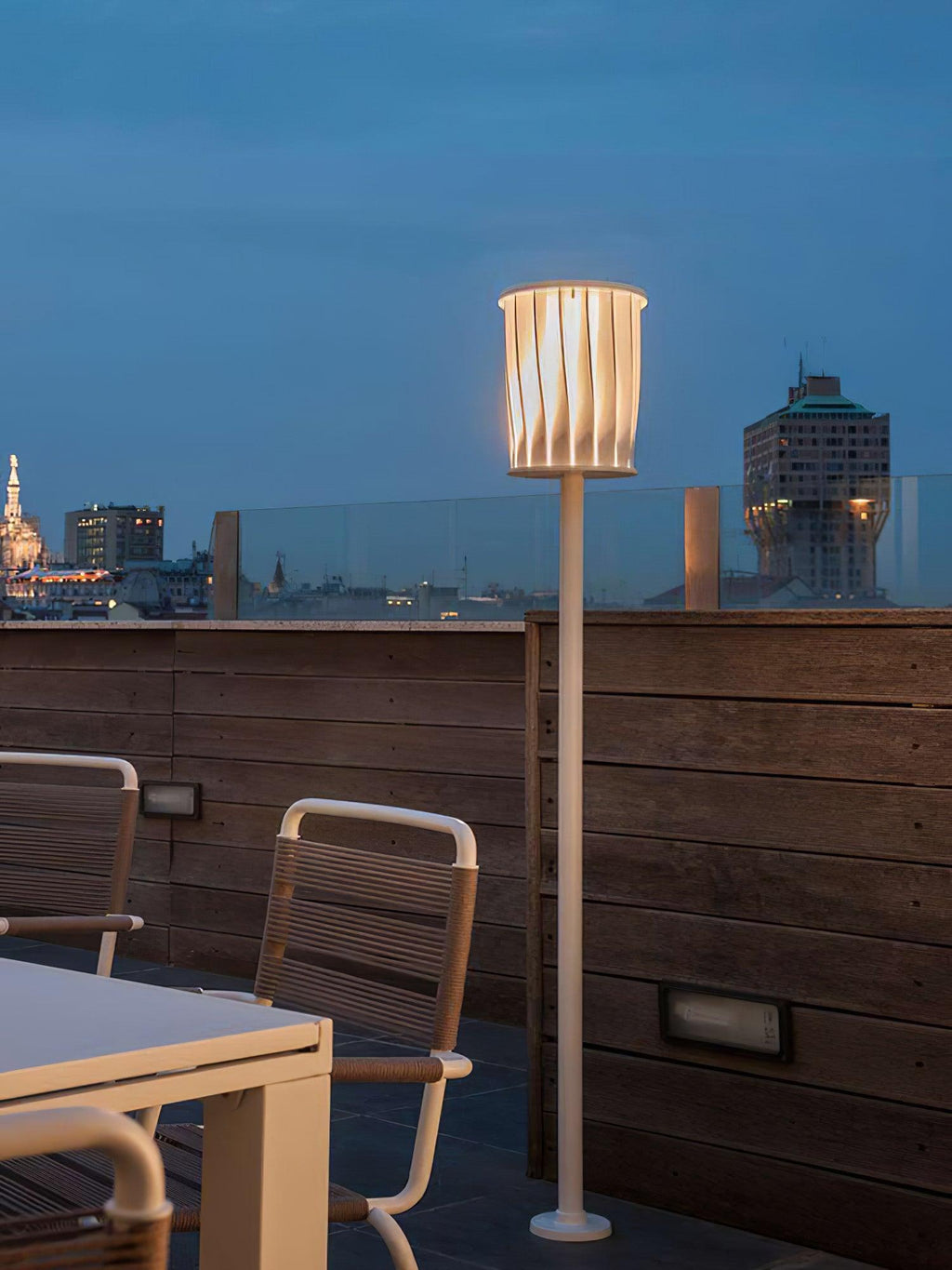 Corenrose Aluminium Floor Lamp-Moonnatur