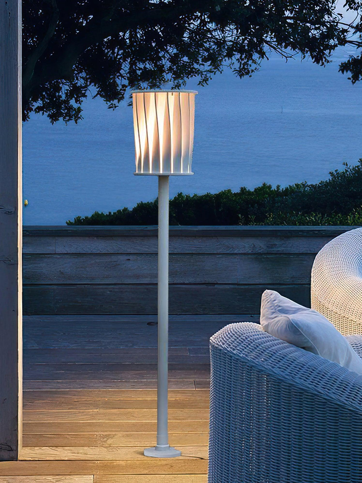 Corenrose Aluminium Floor Lamp-Moonnatur