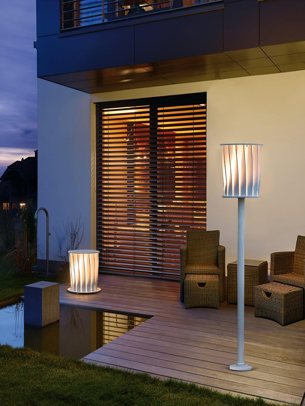 Corenrose Aluminium Floor Lamp-Moonnatur