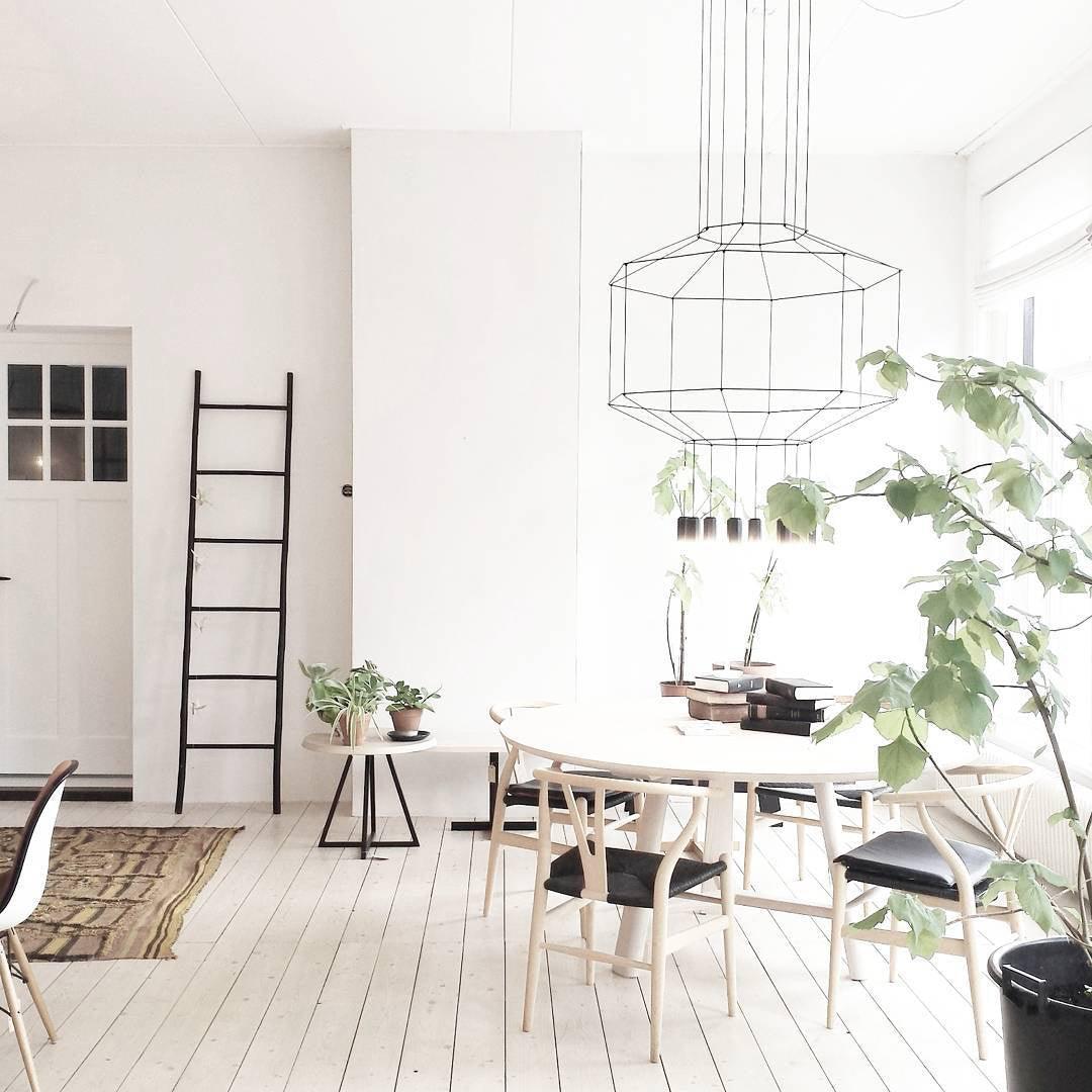 Arlenella Acrylic Pendant Light-Moonnatur