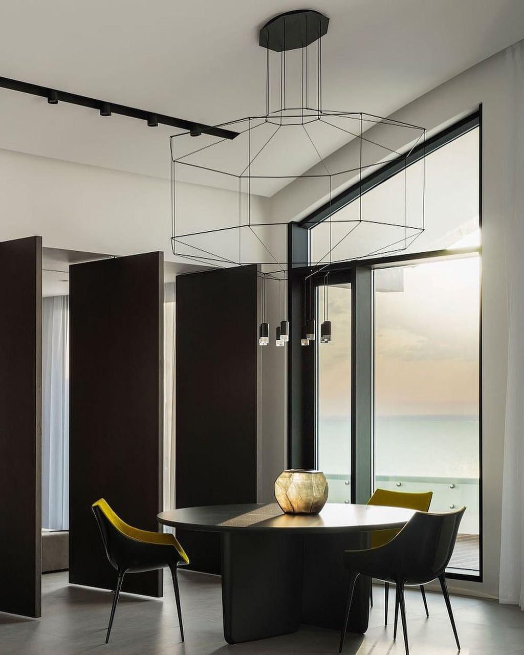 Arlenella Acrylic Pendant Light-Moonnatur