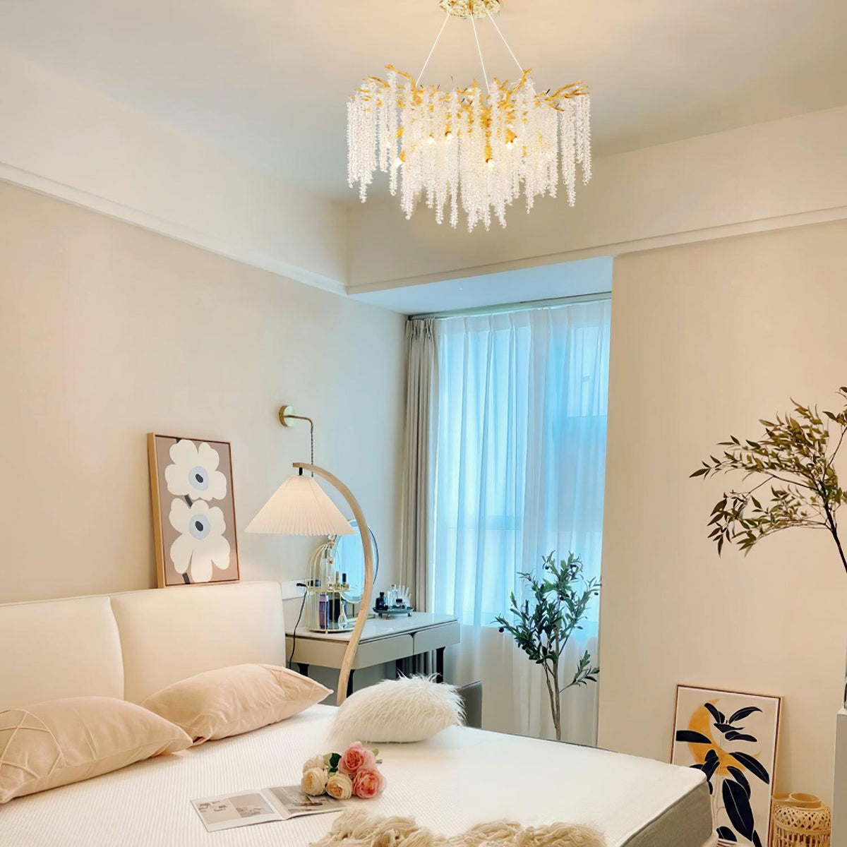 Briselle Glass Chandelier-Moonnatur