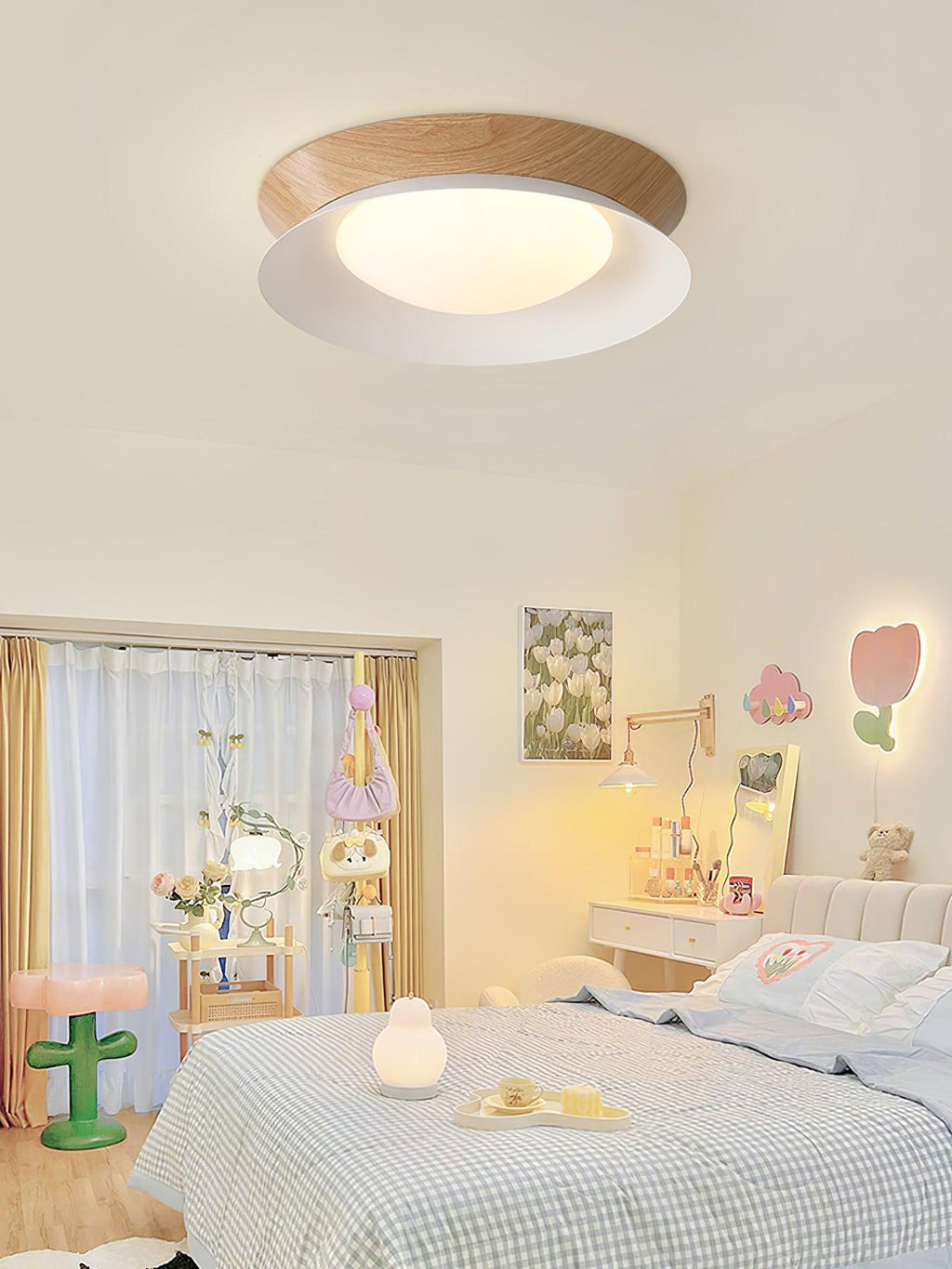 Cresavelle Acrylic Ceiling Light-Moonnatur