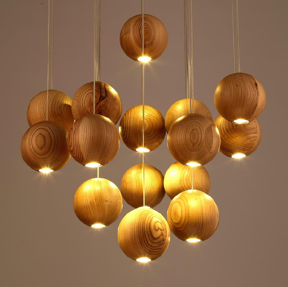 Calderose Wood Pendant Light-Moonnatur