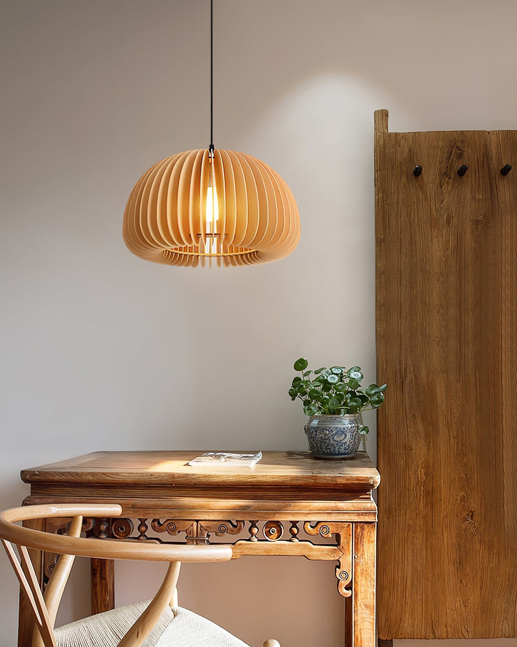 Alderfen Wood Pendant Light-Moonnatur