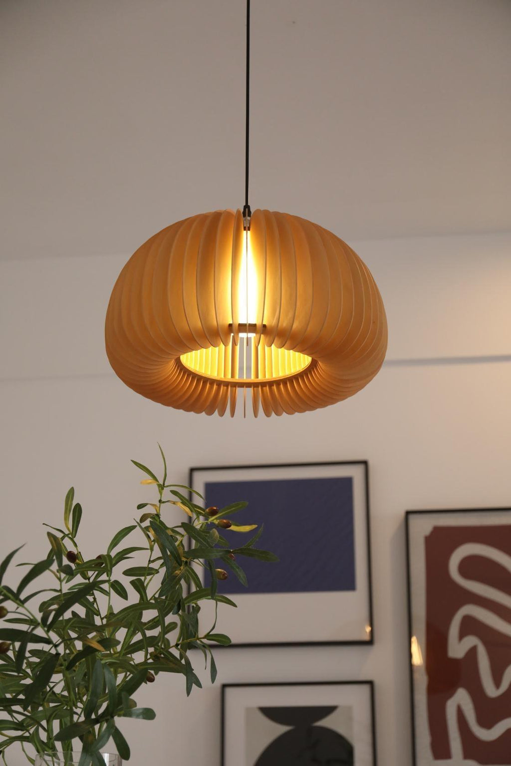 Alderfen Wood Pendant Light-Moonnatur