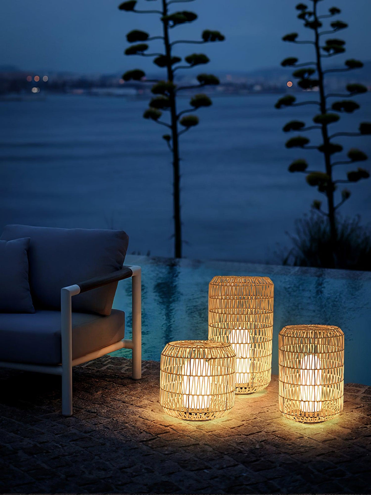 Elsenina Rattan Outdoor Light-Moonnatur