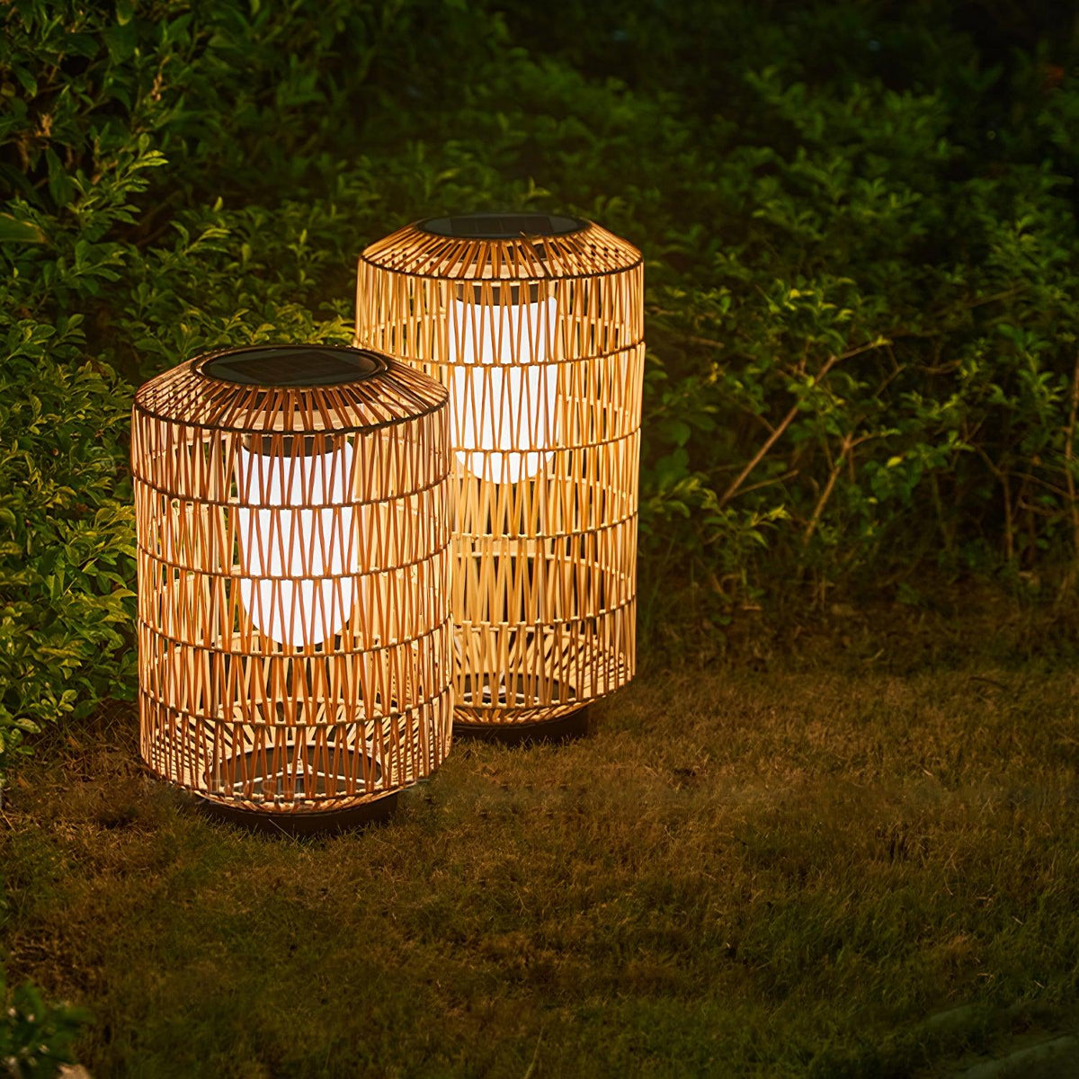 Elsenina Rattan Outdoor Light-Moonnatur
