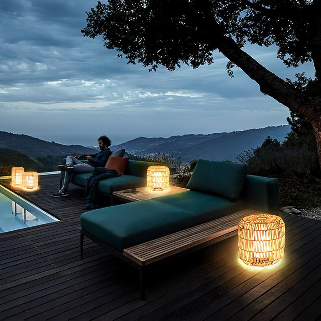 Elsenina Rattan Outdoor Light-Moonnatur