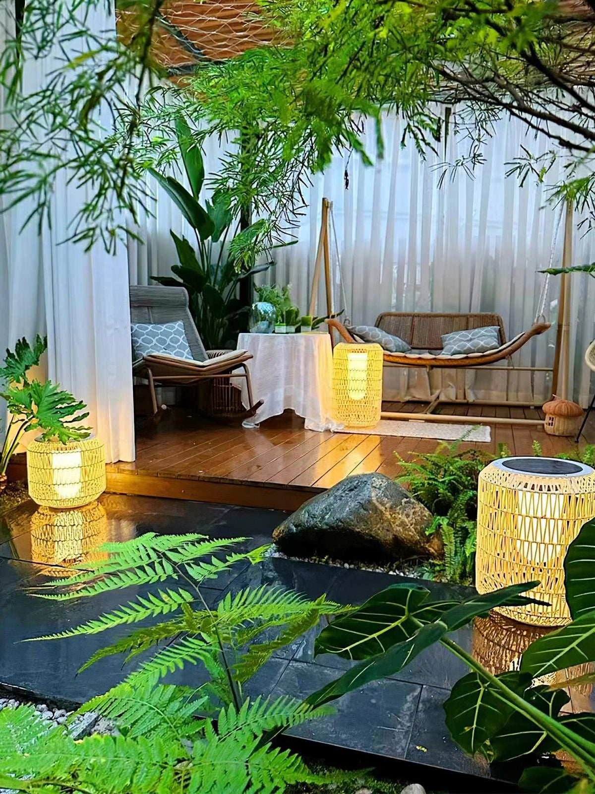 Elsenina Rattan Outdoor Light-Moonnatur