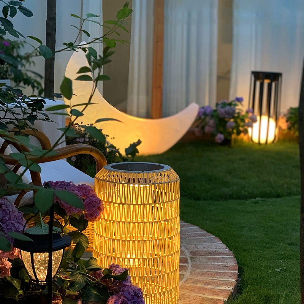 Elsenina Rattan Outdoor Light-Moonnatur