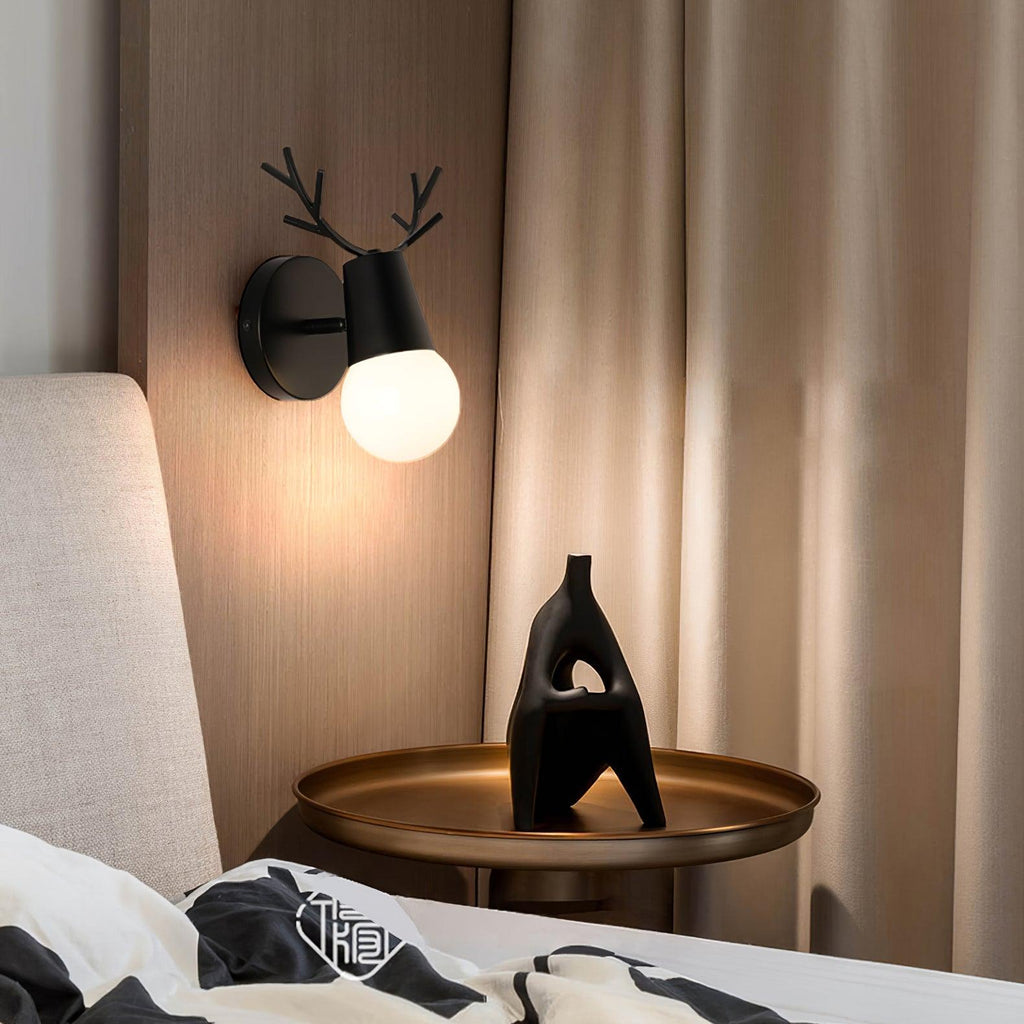Caperwyn Iron Wall Light-Moonnatur