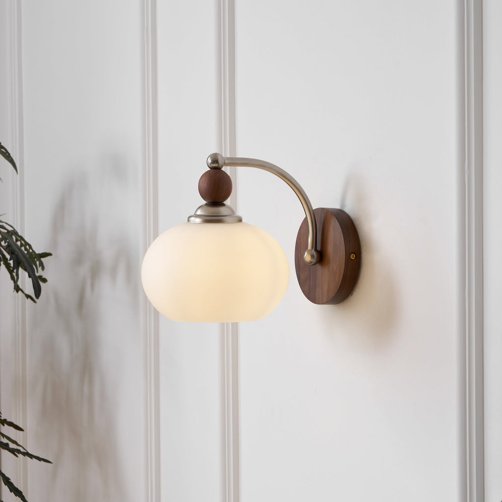 Tarenlyn Walnut Wall Light-Moonnatur