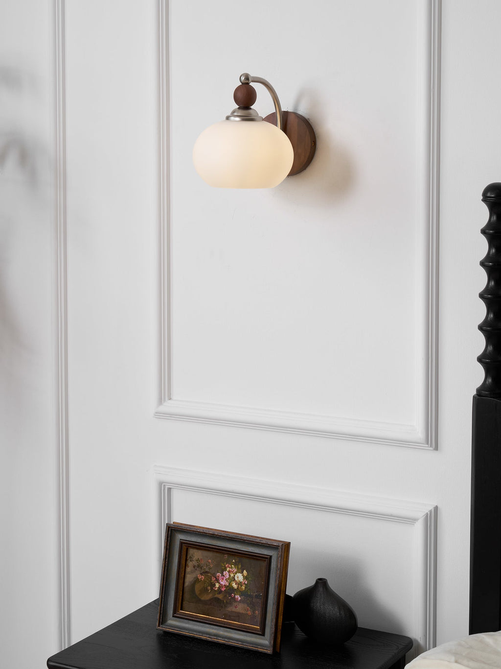 Tarenlyn Walnut Wall Light-Moonnatur