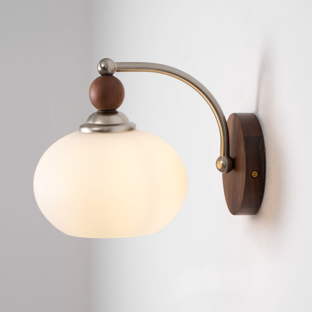 Tarenlyn Walnut Wall Light-Moonnatur