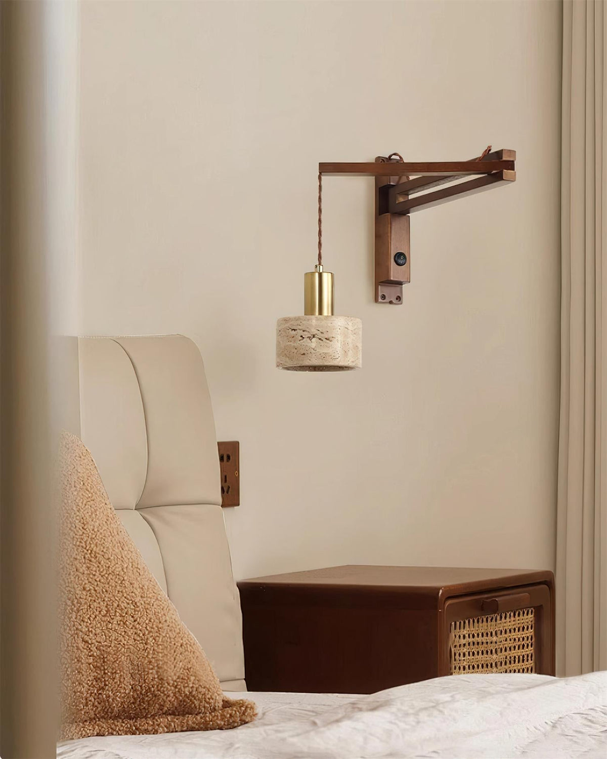 Hatherfield Travertine Wall Light-Moonnatur