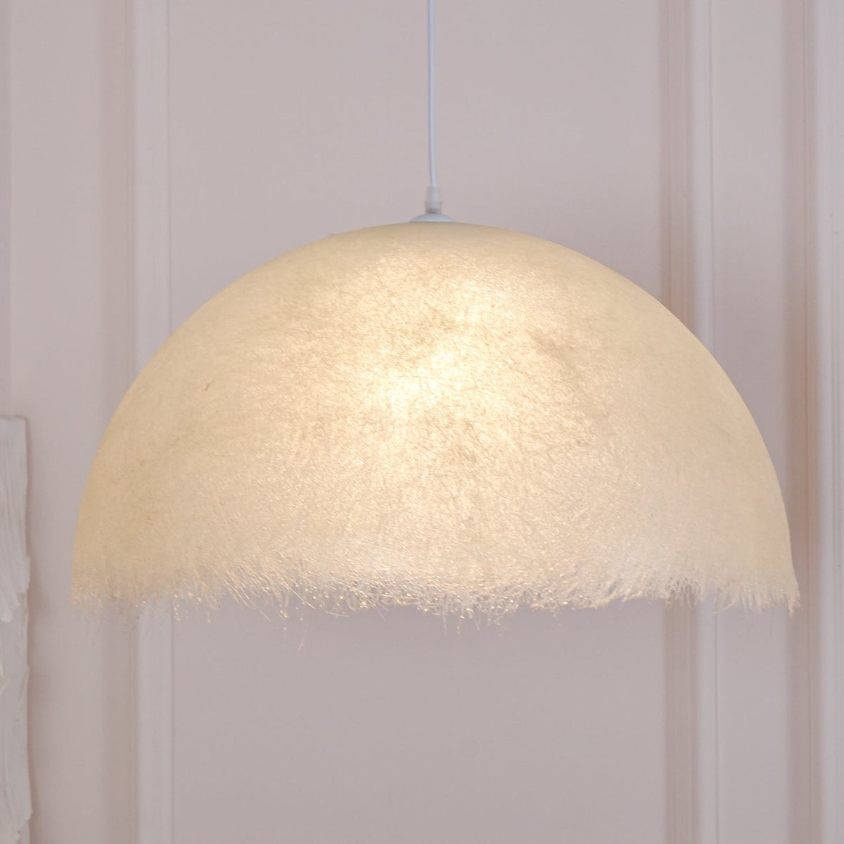 Ulvenia Epoxy Resin Pendant Light-Moonnatur