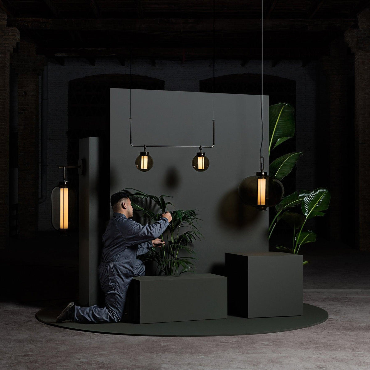 Uthalia Glass Pendant Light-Moonnatur