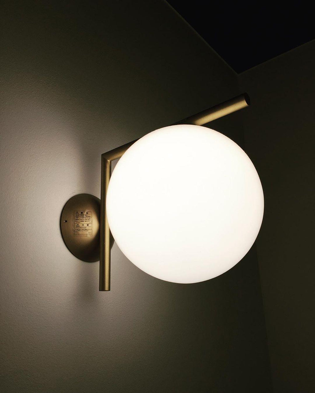 Alwynera Glass Wall Light-Moonnatur