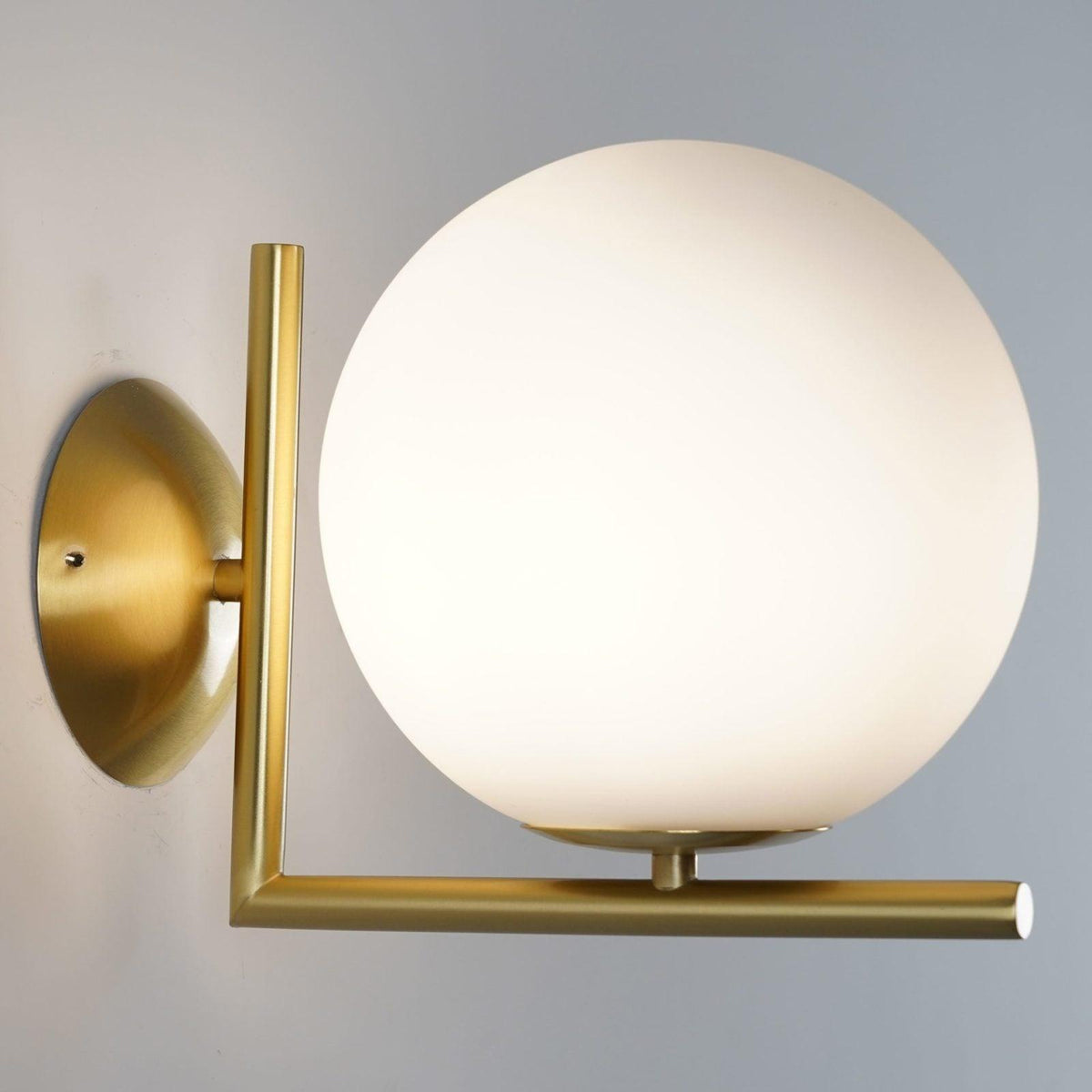 Alwynera Glass Wall Light-Moonnatur