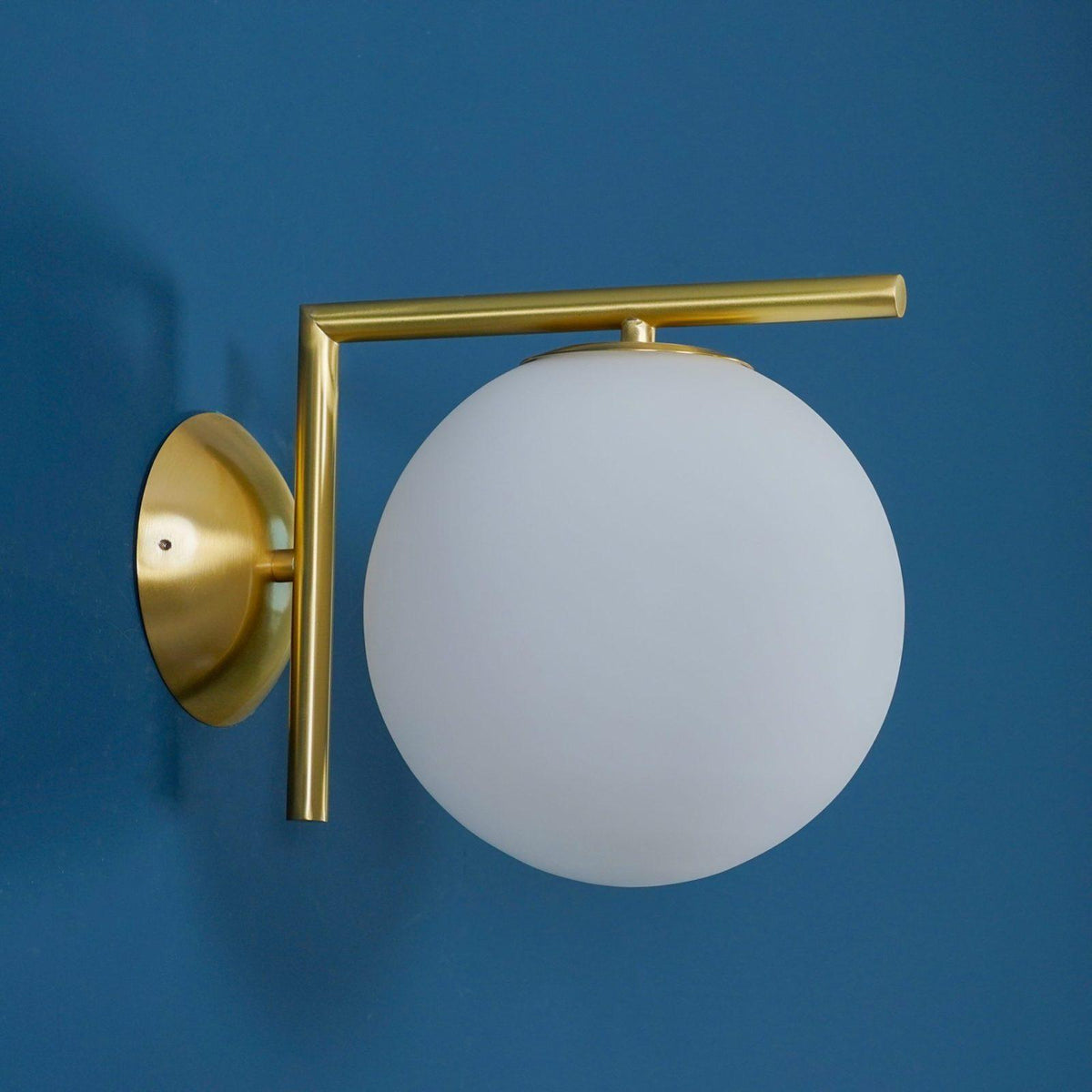 Alwynera Glass Wall Light-Moonnatur