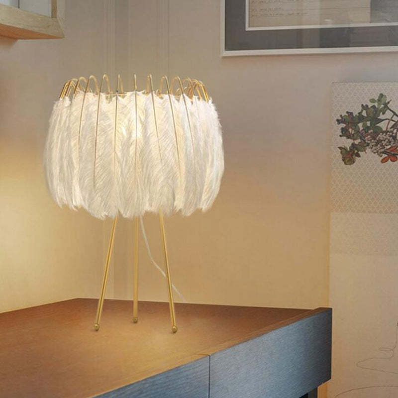 Erlenford Feather Floor Lamp-Moonnatur