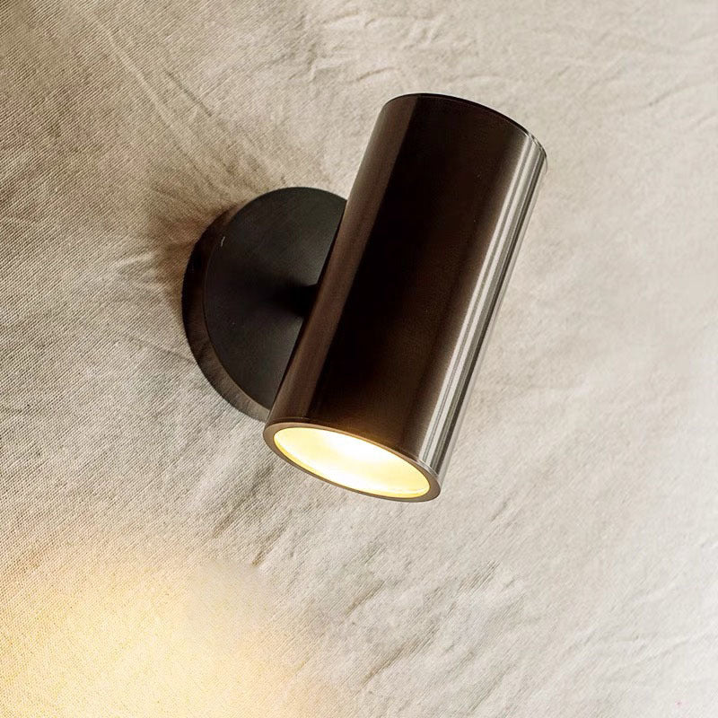 Barrowlynne Acrylic Wall Light-Moonnatur