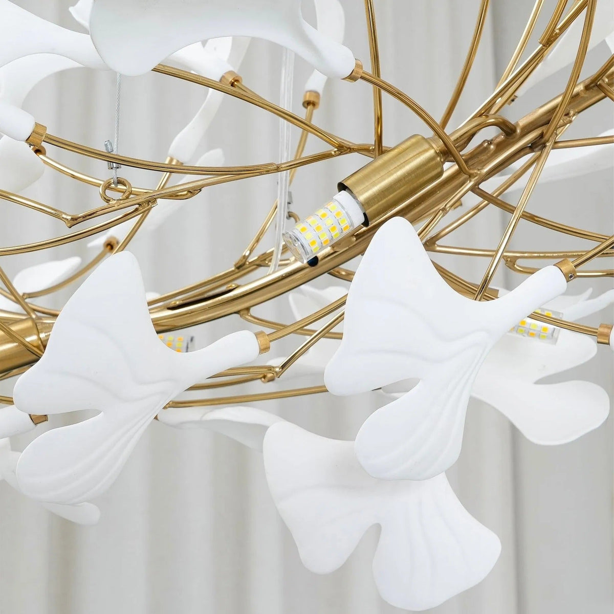 Erlenden Ceramic Chandelier-Moonnatur