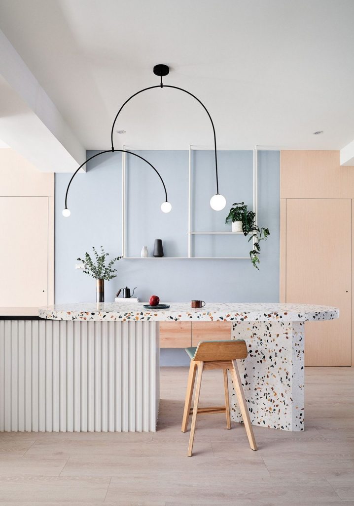 Brackwyn Glass Chandelier-Moonnatur